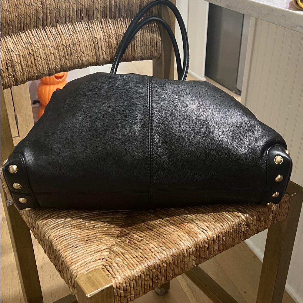 MICHAEL KORS BEAUTIFUL Black Pebbled Leather StudsTote Bag GREAT CONDITION - Picture 14 of 16